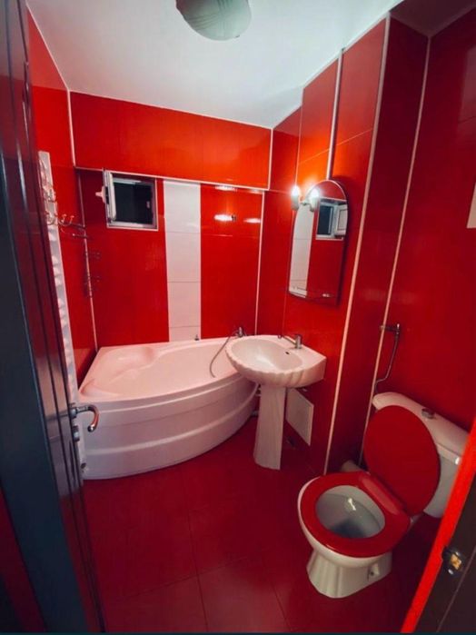 Apartament 3 camere ultracentral, de inchiriat