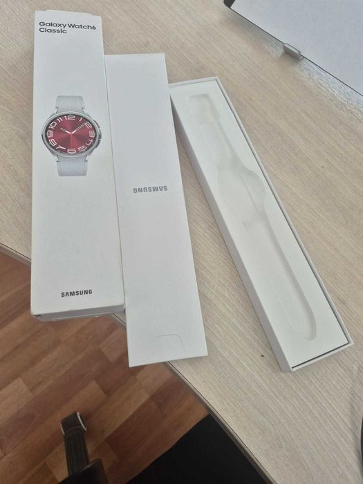 Продам часы galaxy watch 6 classic 43mm