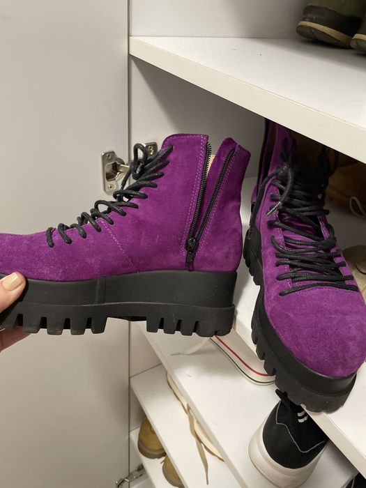 bocanci din piele intoarsa exclusives