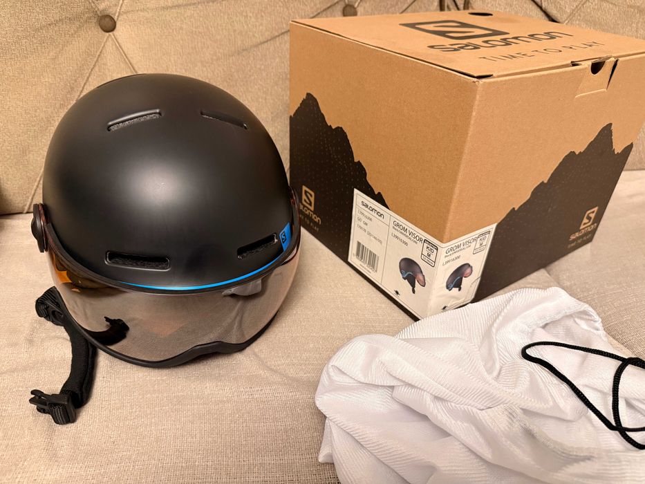 Casca schi cu viziera Salomon