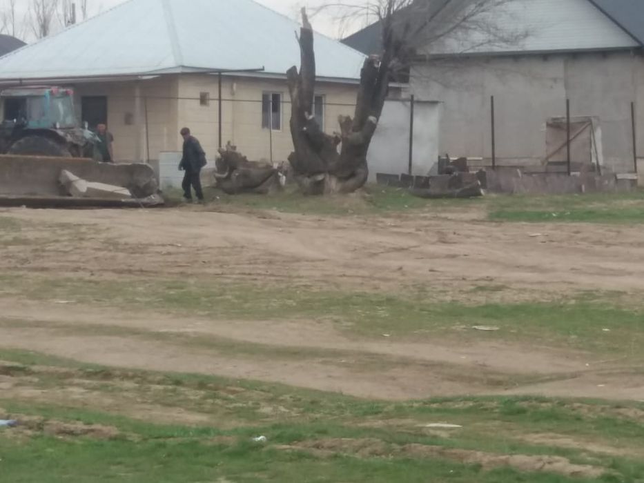 Продам  ух гектаров 5