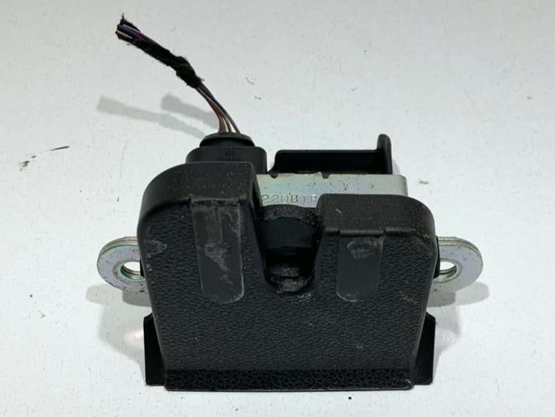 Broasca capota spate Volkswagen Golf 7 Sportsvan facelift 5G0827505C H
