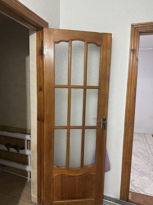 Продам межкомнатные двери