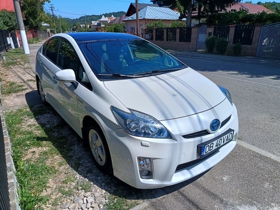 Toyota Prius 3 dotari full