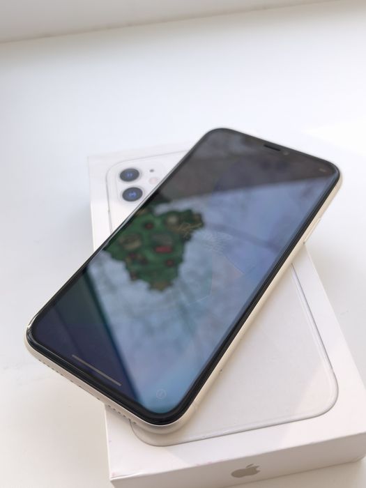 Продам iPhone 11
