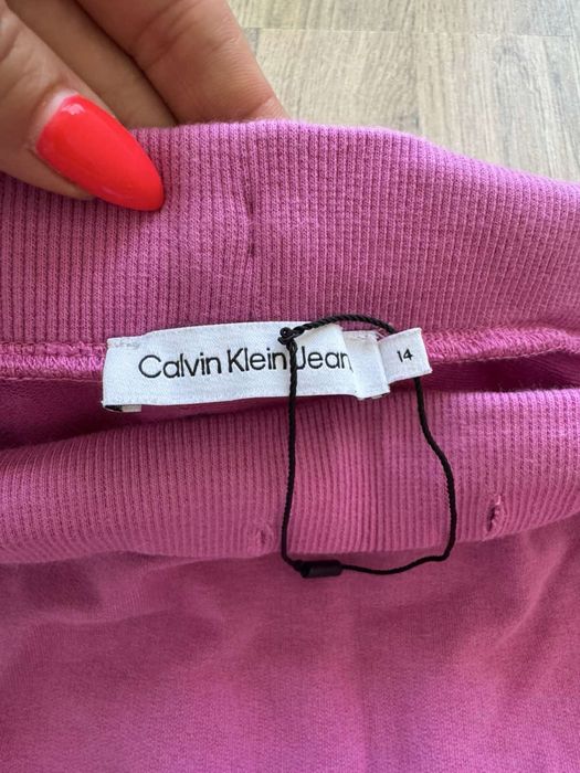 Calvin Klein оригинална пола 13-14 години