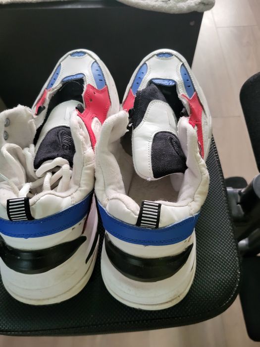 Продам кроссовки мужские