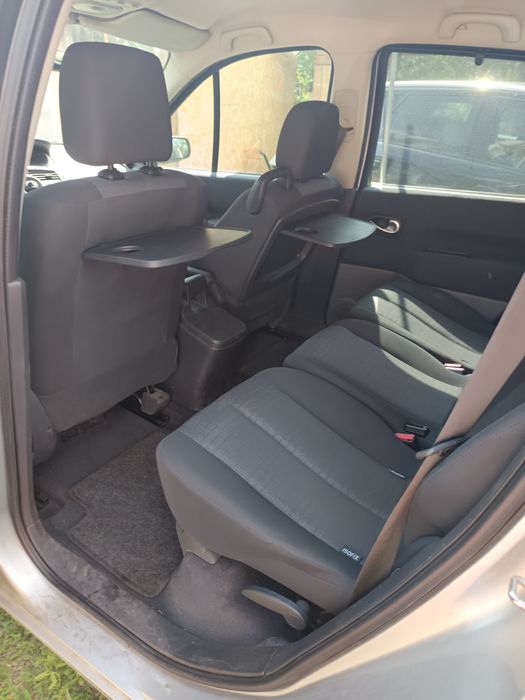 Vând Renault Scenic Grand 2007