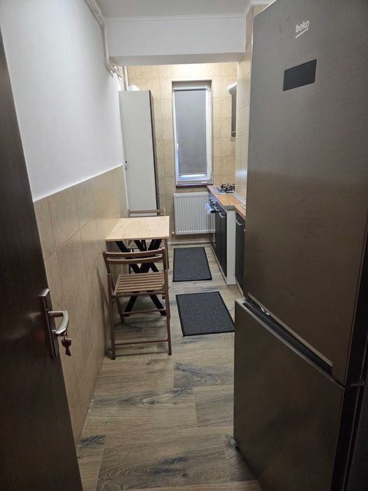 Inchirez apartament 2 camere langa vivo