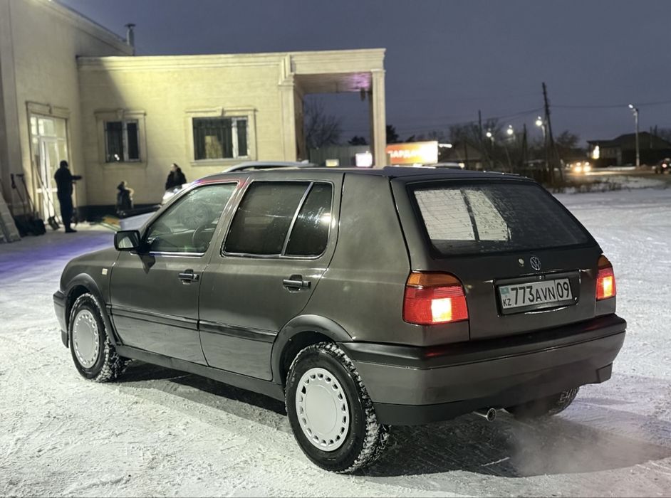 Гольф 3 1.8моно Гур