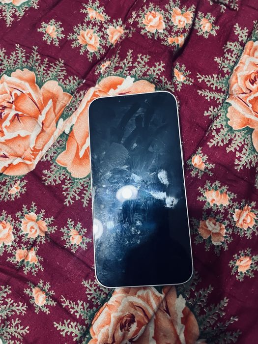 Айфон 13 (iphone 13)