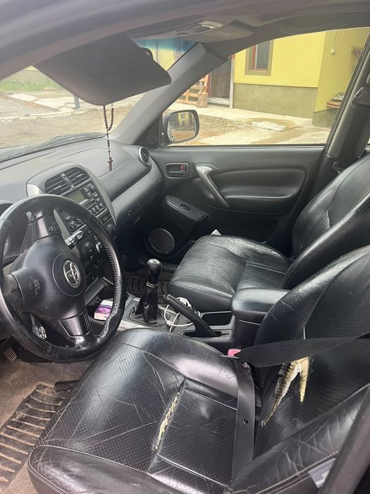 TOYOTA RAV4 0 — imagine 5