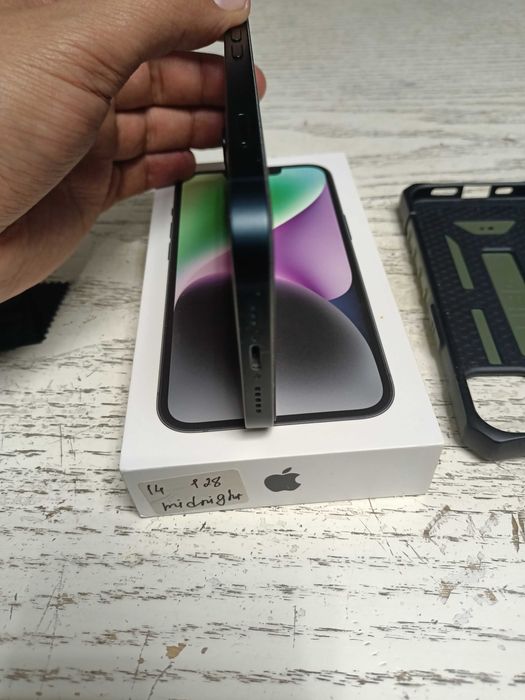 iPhone 14, 128 ГБ