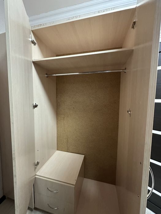 Продается шкаф б/у