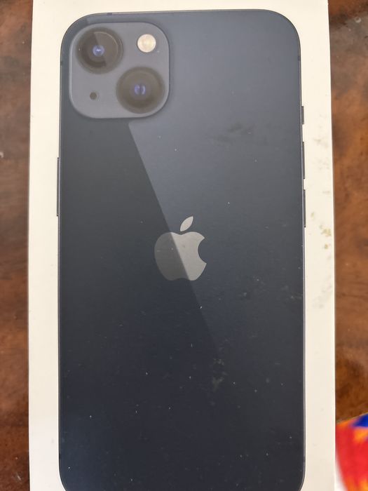 Iphone 13 в хорошем состоянии