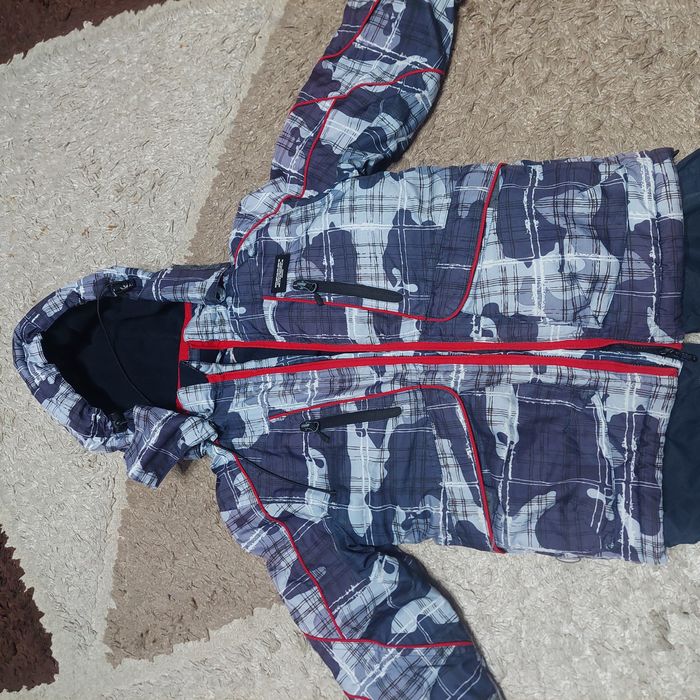 Продам зимний костюм