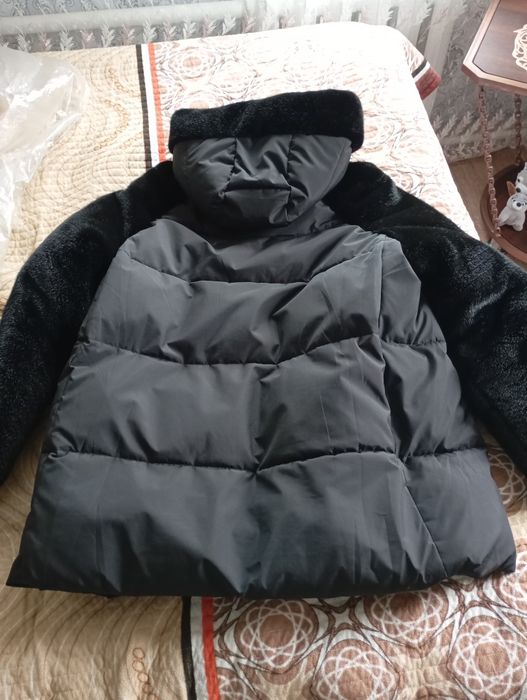 Продам зимнюю куртку