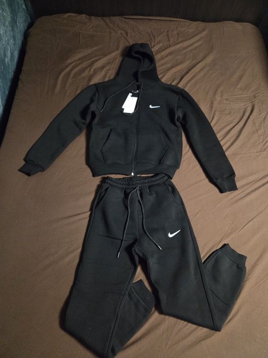 trening nou nike dama gros