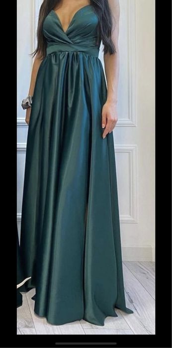 Официална рокля