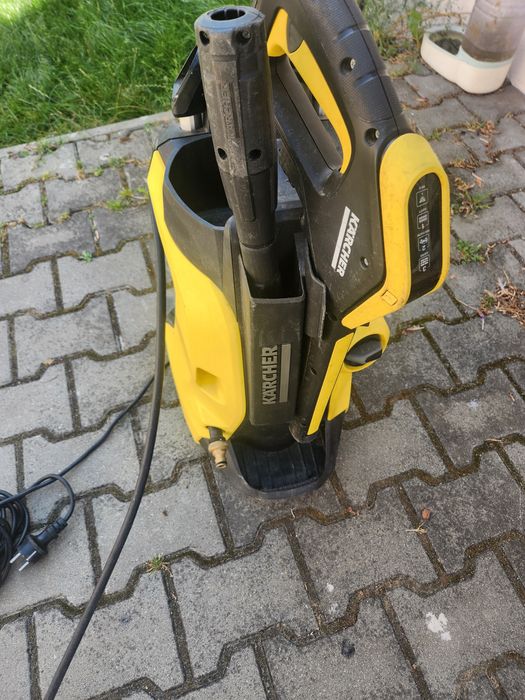 Vând Karcher k5 full control