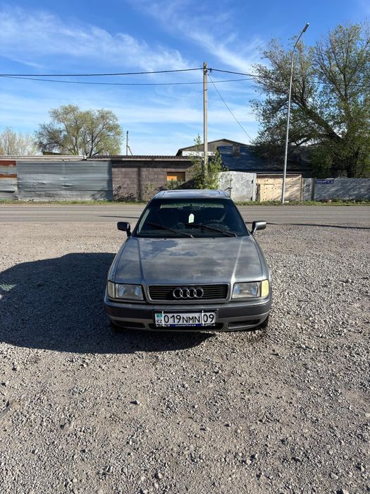 Продам АУДИ 80 Б4