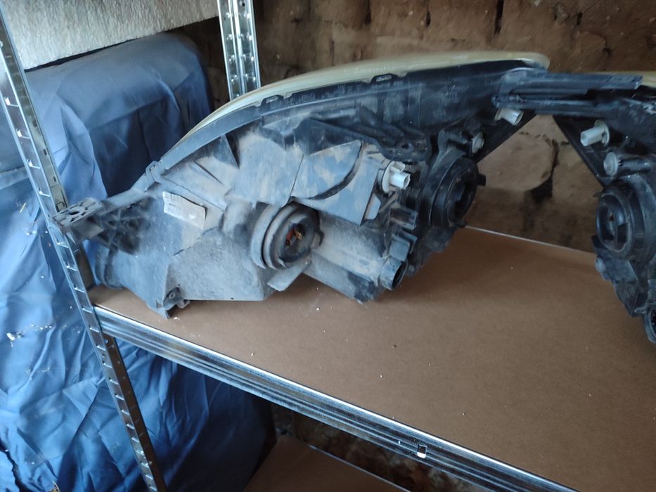 Фарове за Хонда цр-в 2005г.