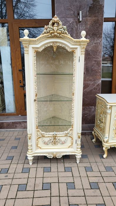 Италиански бароков шкаф