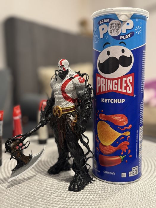 Kratos x Venom - 3D принтирана ръчно обработена и боядисана фигурка