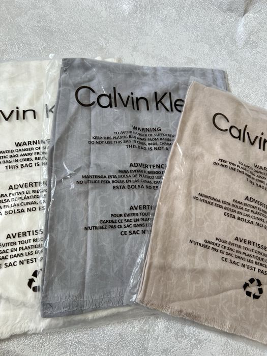 Палантины Calvin Klein