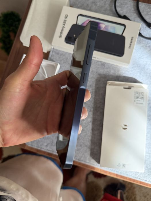 Vand Galaxy A55 5G impecabil ca nou