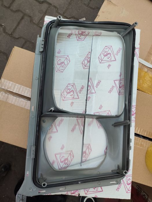 Стекло фара 124,190