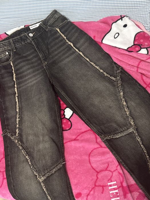 Bershka Pre-owned Relaxed fit jeans - black