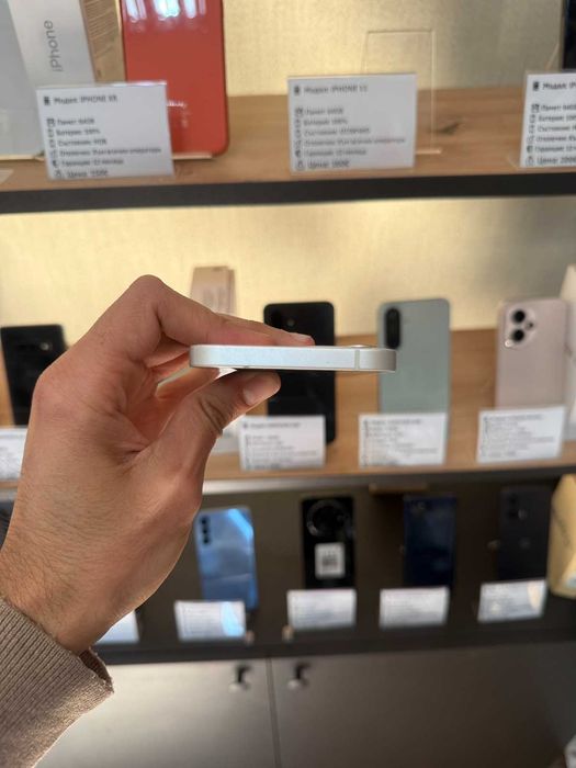 IPHONE 12 100% Батерия