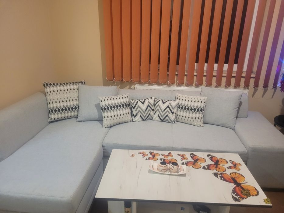 Vând colțar extensibil