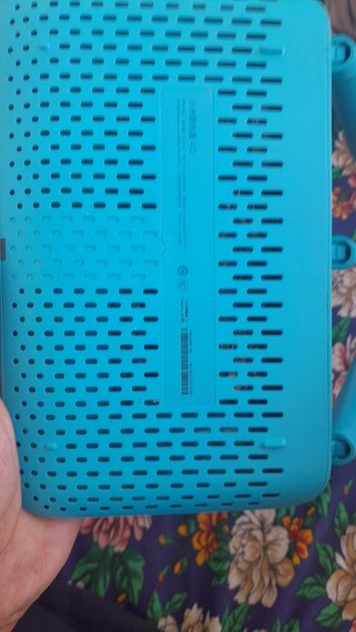 Wi fi аппарат сотилади ишлаши зур 3тали шохчали хитой аргинал 5v~1A