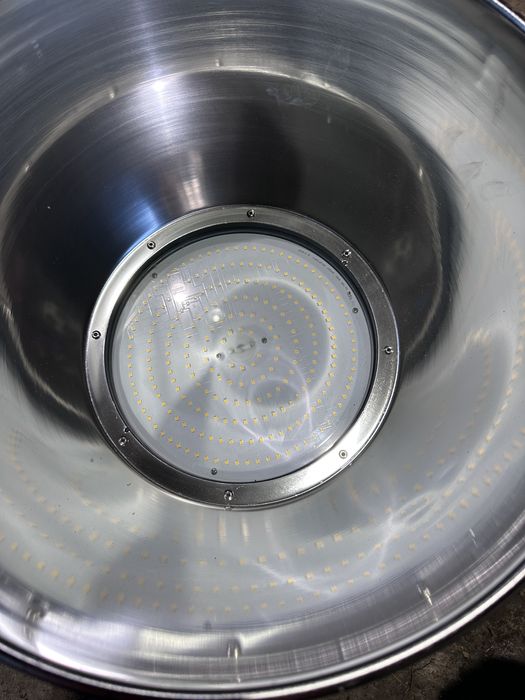 Lampa industriala pentru hala