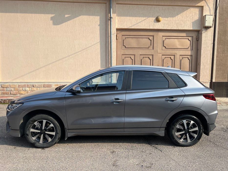 Продажа BYD E2 luxury versiya 2023 года