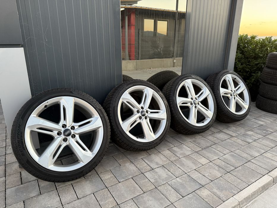 Audi 21 с нови зимни гуми 255/40/21