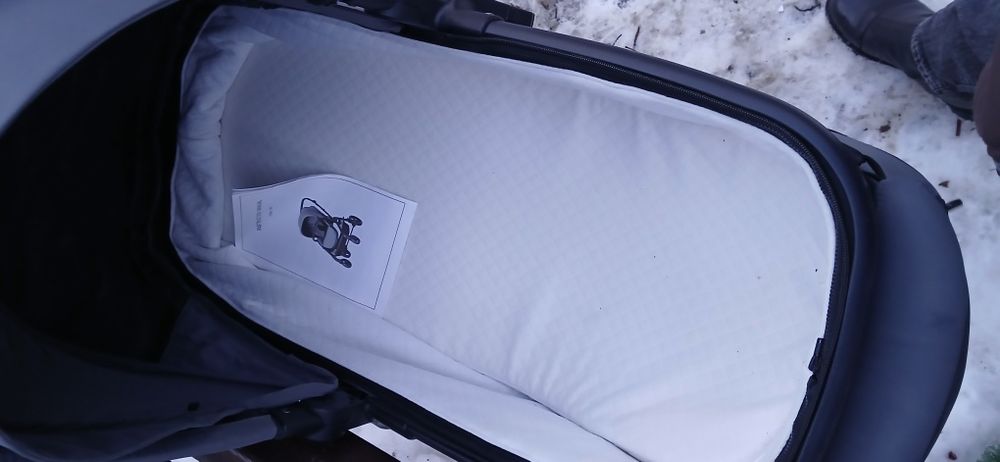 Продам манежку кровать и коляску