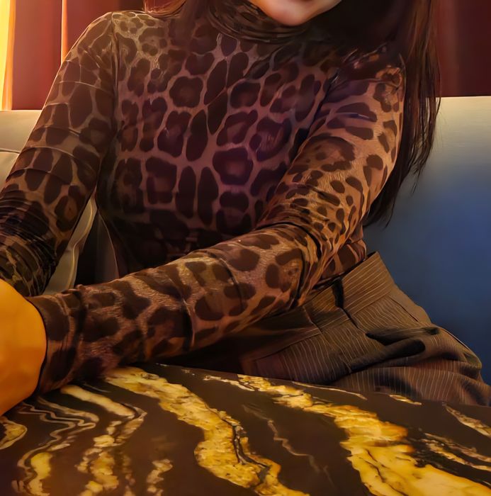 логслив с лео принтом H&M