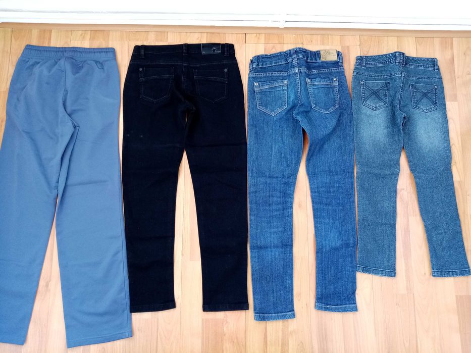 Pantaloni fete (4-12 ani)