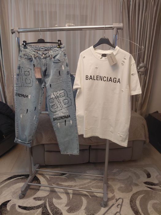 Calitate superioara livrez in toata tara cu verificare  blugi Balencia