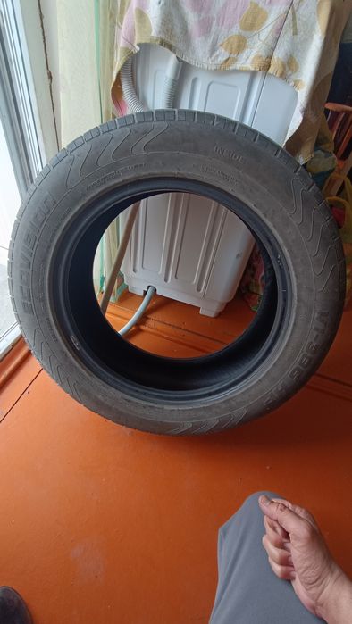 Продаем шина  235/60/18