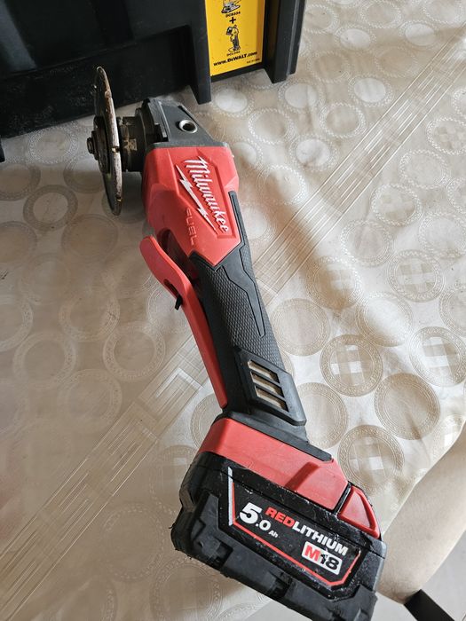 Flex milwaukee m18 fsagv115xpdb