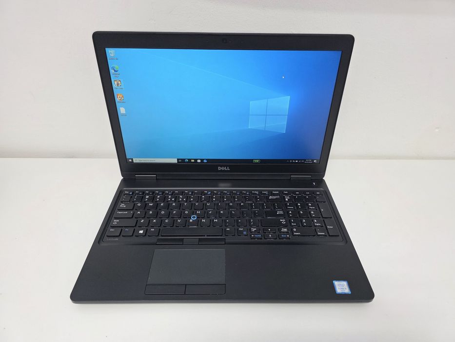 SUPEROFERTA! Laptop Dell Latitude PRO i5-6200U 15.6 FullHD iluminare taste. GARANTIE 1 an