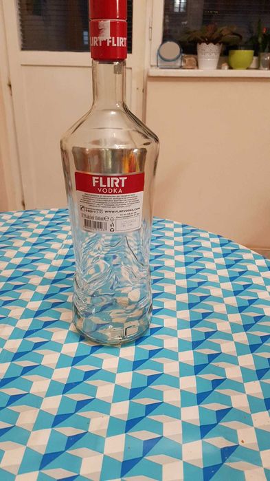 Стъклени бутилки 1,5 л