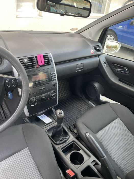 Mercedes a  150 benzină AC