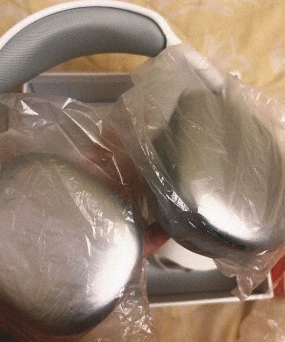 AirPods Max белый