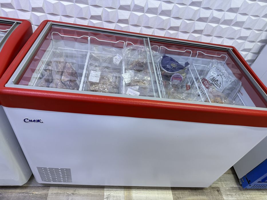 Продам 2 морозильника один 8 сеток второй 5 сеток