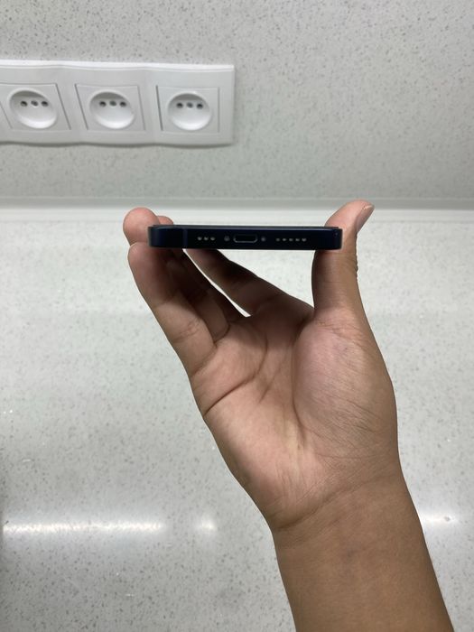 iPhone 13 с гарантией до 27.03.26